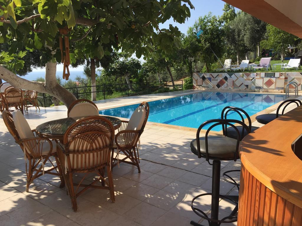 Asia Apart Hotel 쿠사다시 외부 사진
