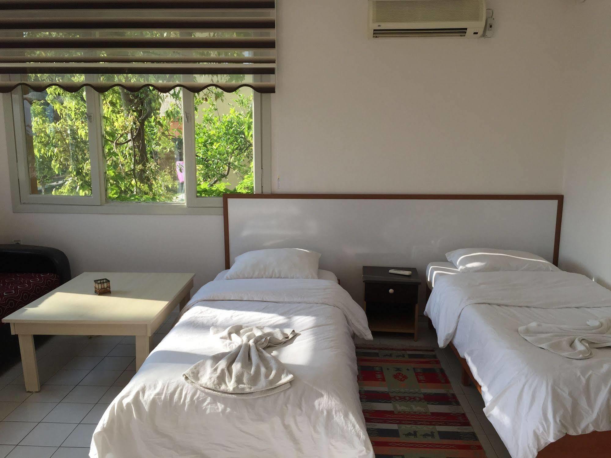 Asia Apart Hotel 쿠사다시 외부 사진
